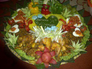 jual tumpeng di bandung dan cimahi harga murah kualitas terjamin hub 081220075150
